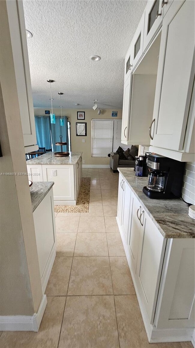 Building Photo - 6731 NW 26th Way