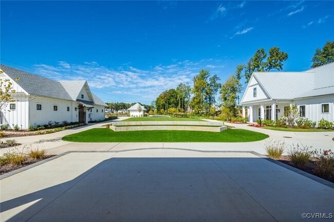 Building Photo - 334 Hay Ml Aly