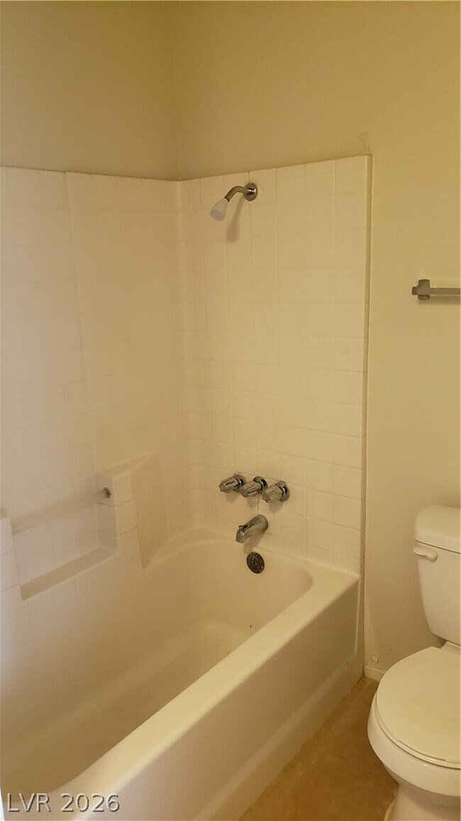 Building Photo - 4865 S Torrey Pines Dr