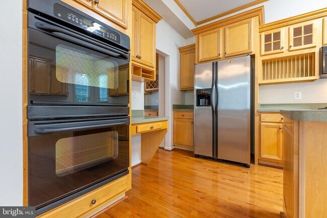 Building Photo - 21935 Windover Dr