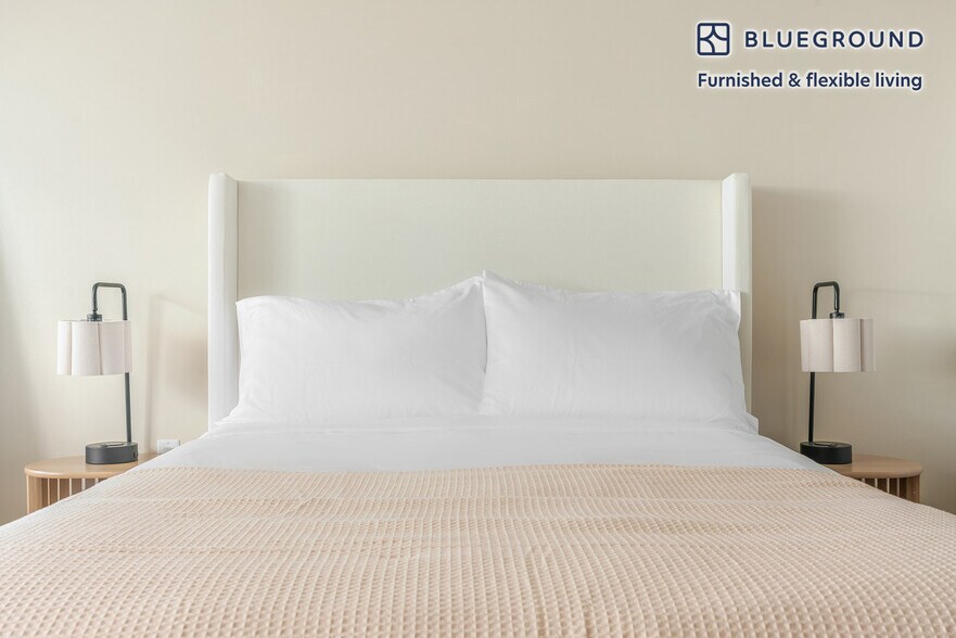 Building Photo - 3 Tingey Sq SE