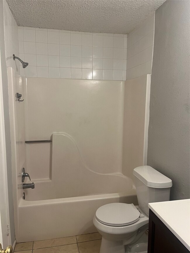 Building Photo - 13643 Vickston Ln