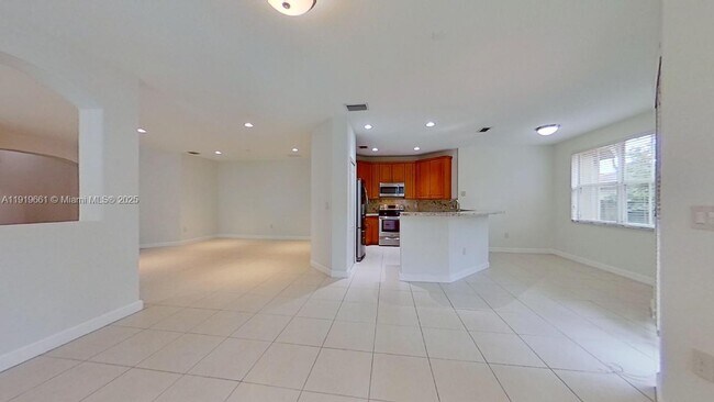 Building Photo - 11229 NW 78th Ln