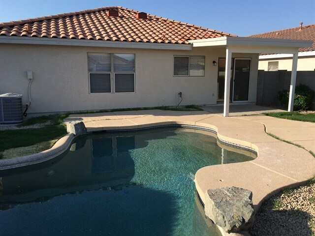 Building Photo - 10533 W Sands Dr