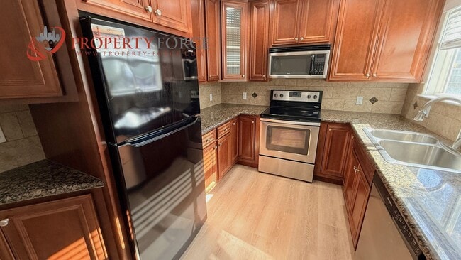 Building Photo - Remodeled 974 Sq Ft Santa Clara Condo Near NVIDIA | 3BR/2BA + 2 Parking – OFFERED BY PROPERTY FOR...