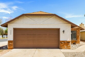 Building Photo - 6630 W Poinsettia Dr