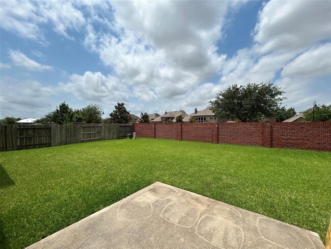 Building Photo - 3426 Stone Springs Dr