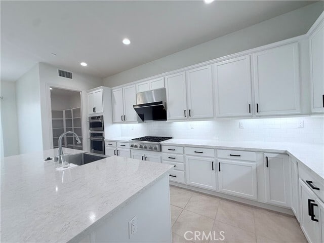 Building Photo - 113 Lovelace