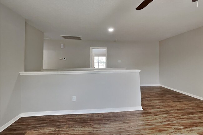 Building Photo - 16968 Scenic Knoll