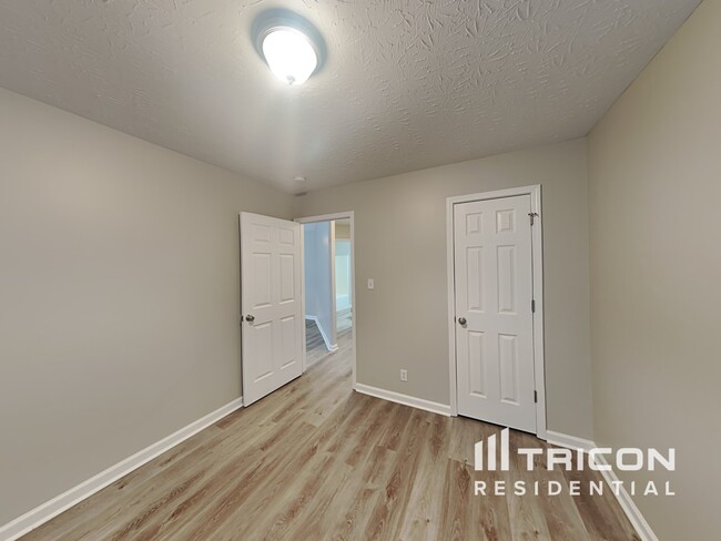 Building Photo - 1429 Cedar Springs Cir