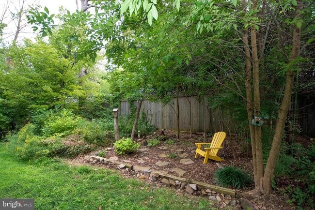 Building Photo - 405 Signal Ct