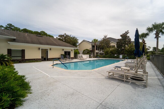 Building Photo - 101 Laurel Wood Way