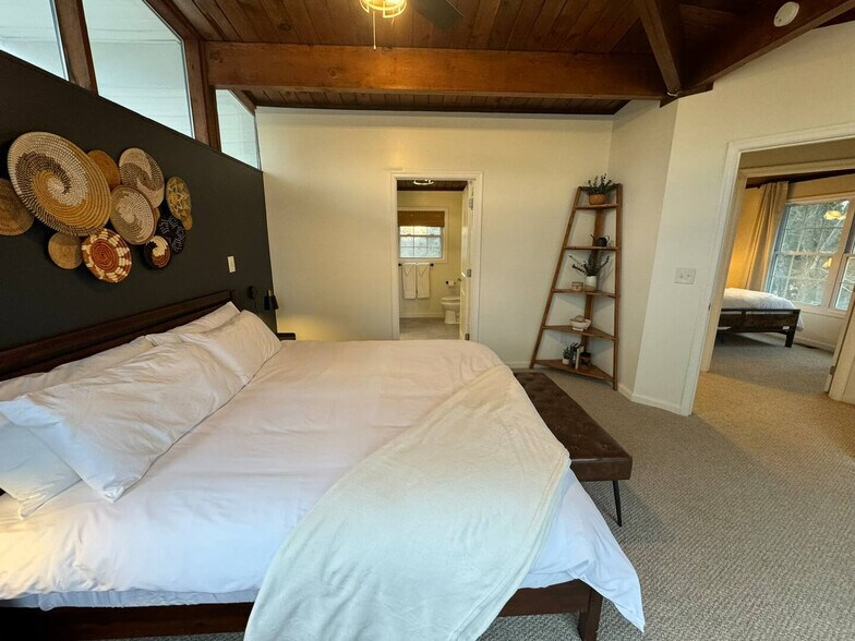 Building Photo - 59 Beverly Pl