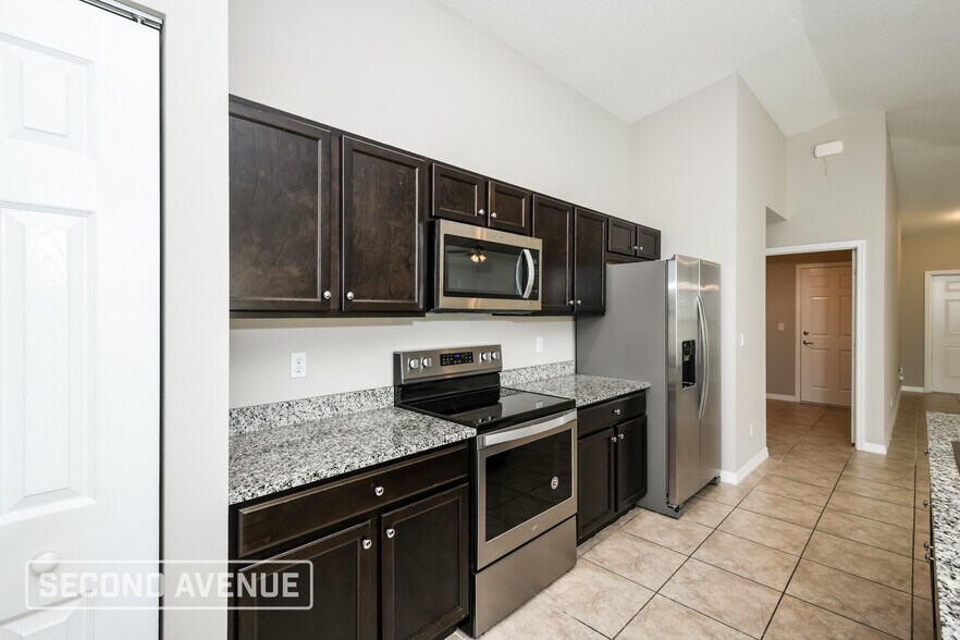 Building Photo - 1655 Painter St SE