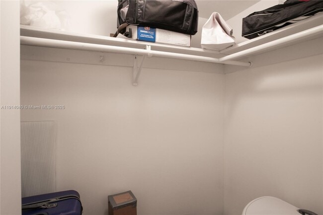 Building Photo - 137 Golden Isles Dr