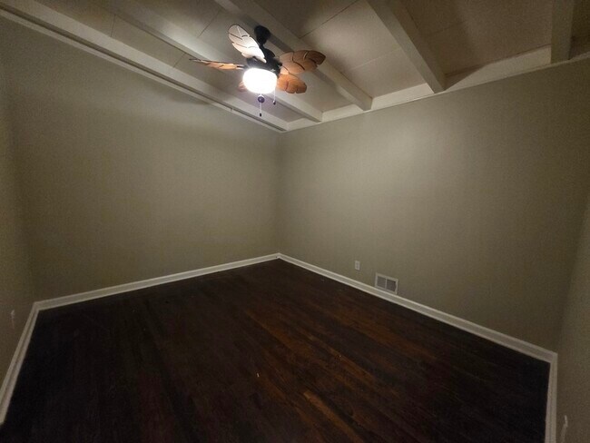 Building Photo - 3659 Ashwood Dr SE