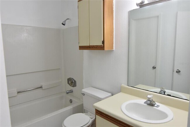 Building Photo - 956 Salt Pond Pl