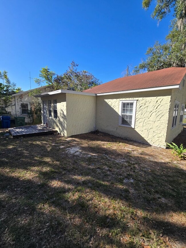 Building Photo - Charming Two-Bedroom Home in Winter Haven