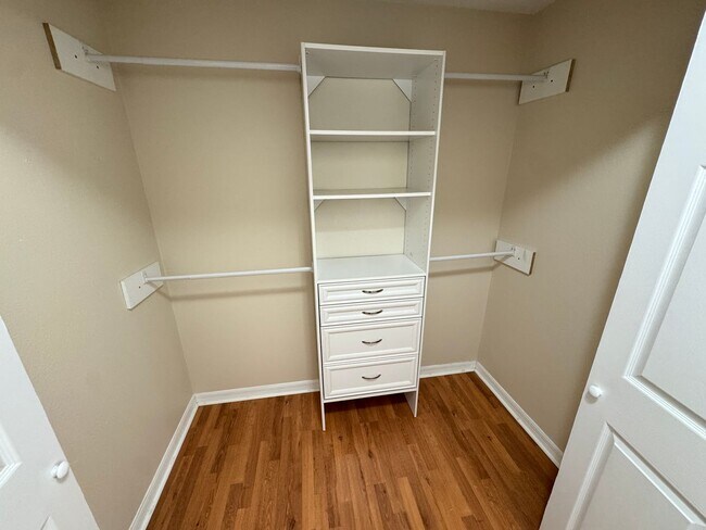 Building Photo - Lovely, Spacious 2 Bedroom, 2 Bathroom Home in Sebring!!