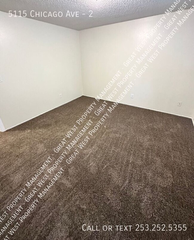 Building Photo - 5115 Chicago Ave SW