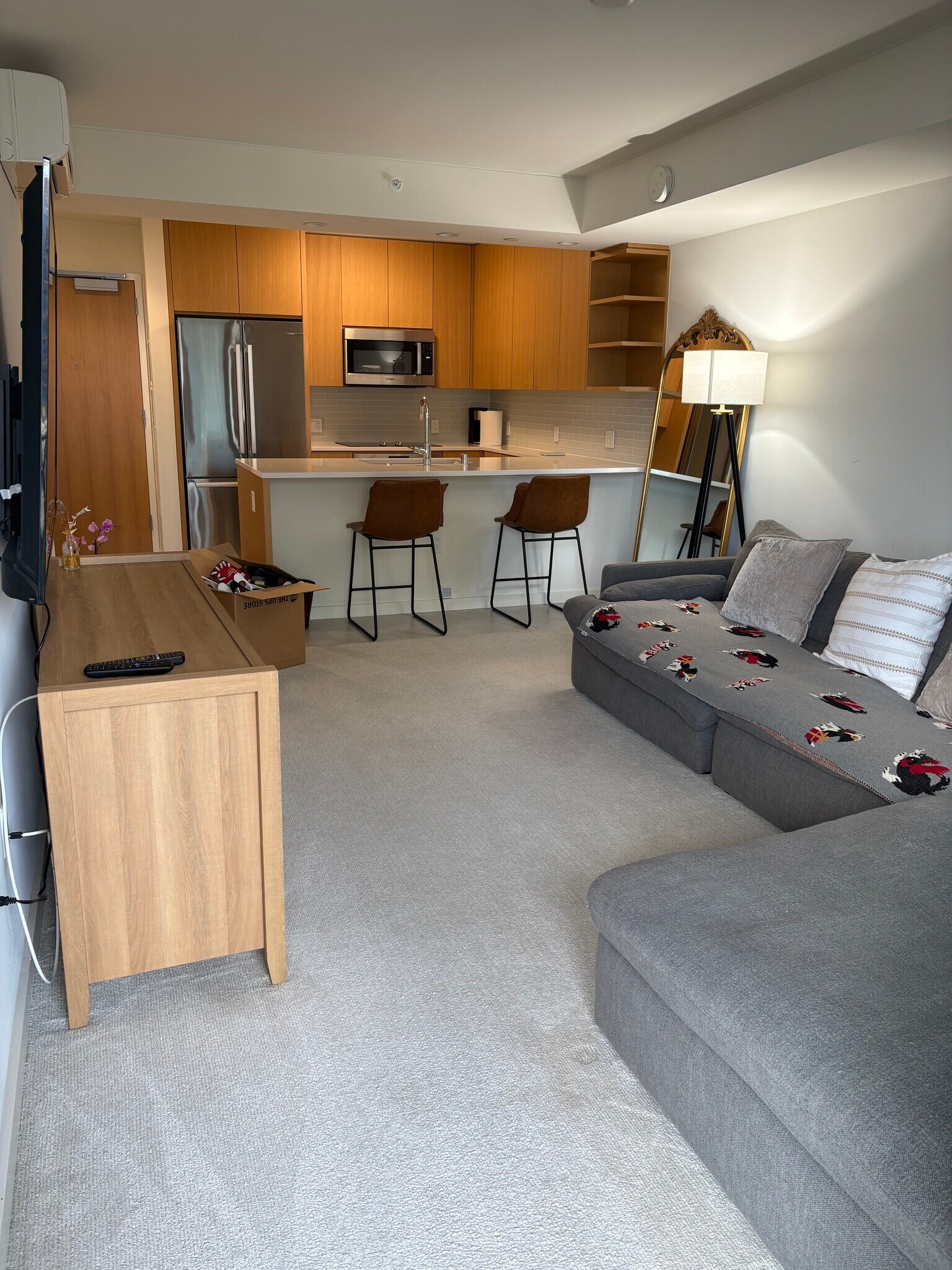 Building Photo - 1388 Kapiolani Blvd