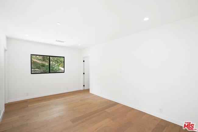 Building Photo - 4545 Balboa Ave