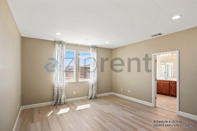 Building Photo - 3356 Cydonia Court