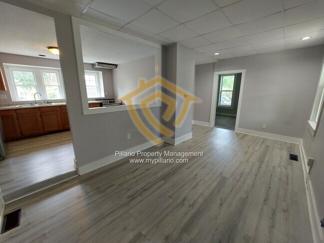 Building Photo - 631 Second Street