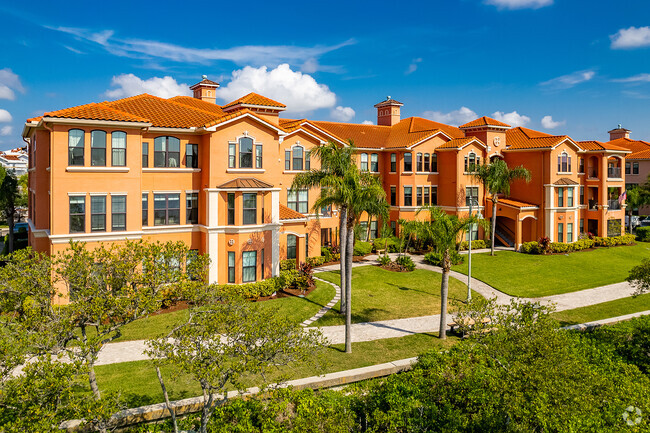 Building Photo - Grand Venezia At Baywatch