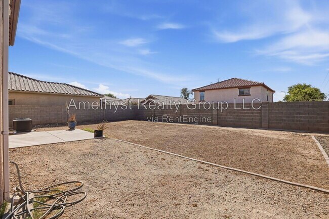 Building Photo - 5931 W Albeniz Pl