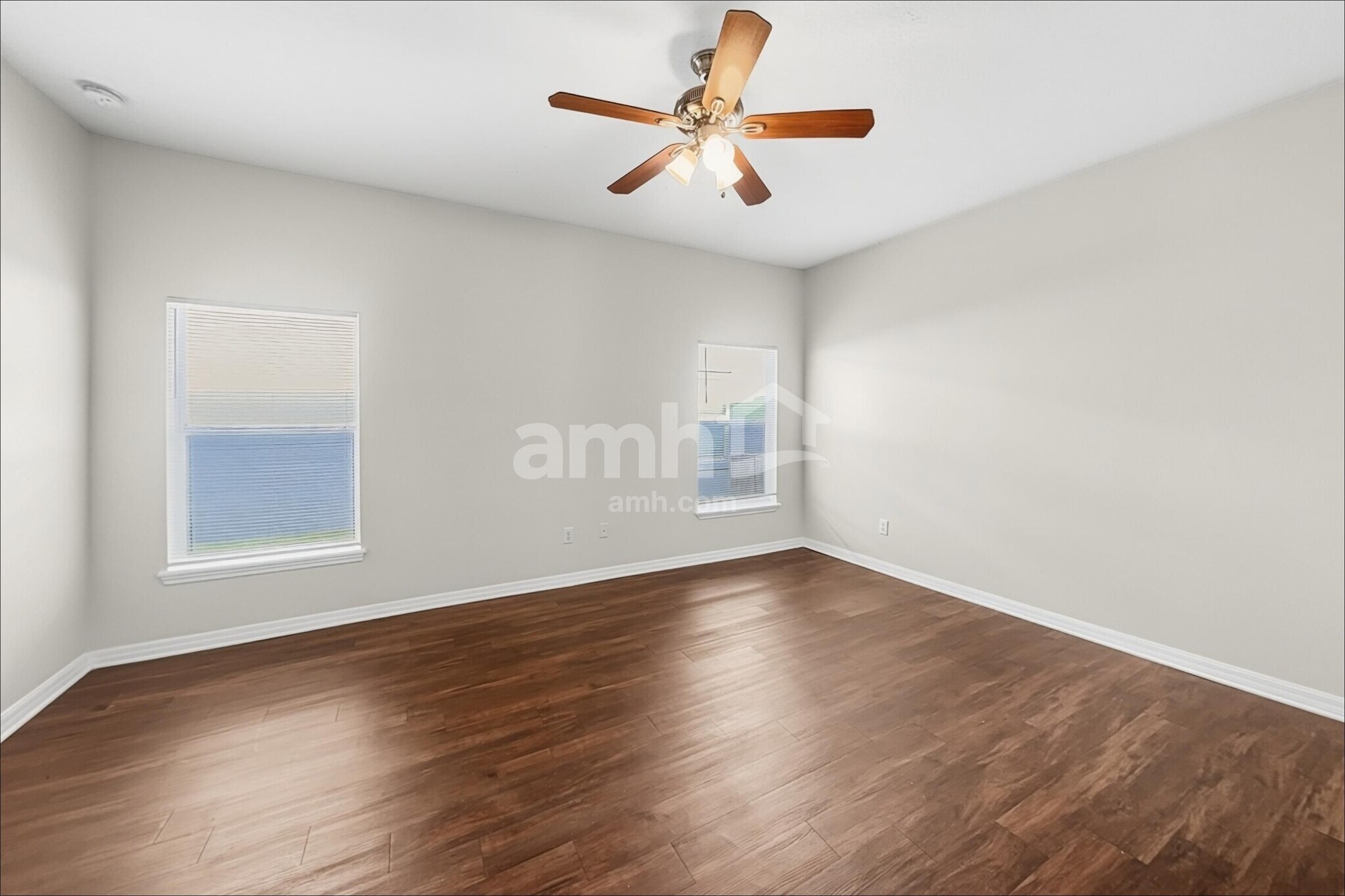 Building Photo - 1659 Canoe Creek Falls Dr