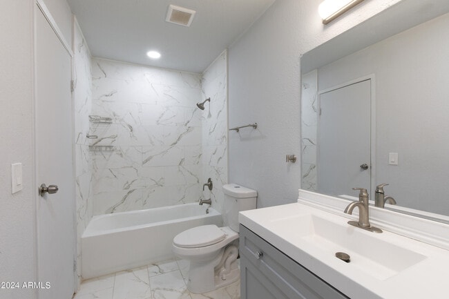 Building Photo - 5929 W Nancy Rd