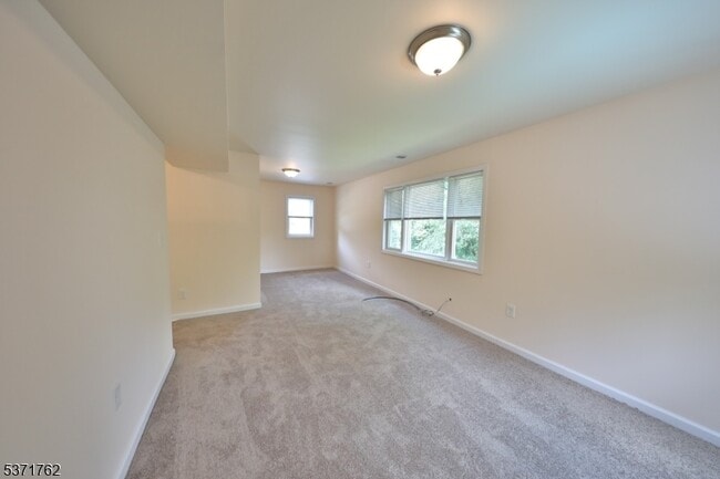Building Photo - 241 US-206