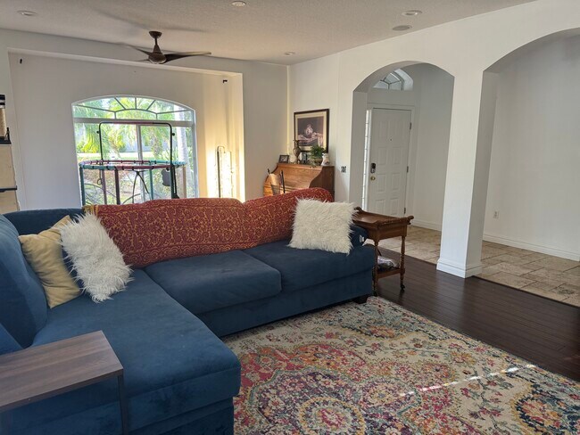 Building Photo - 19333 Sandy Springs Cir