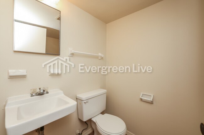 Building Photo - 7757 Mt Hood