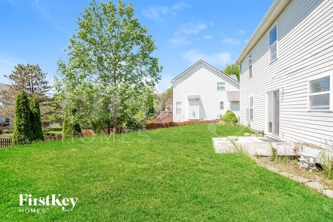 Building Photo - 5815 Bluestem Ct