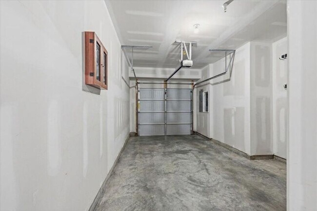 Building Photo - 4641 Wistar Creek Dr