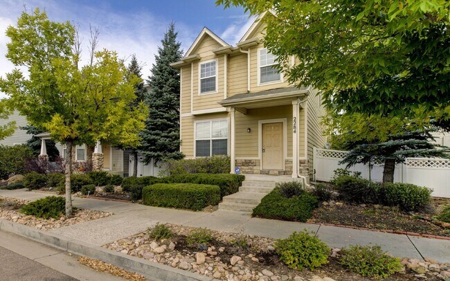 Building Photo - 2284 St Paul Dr