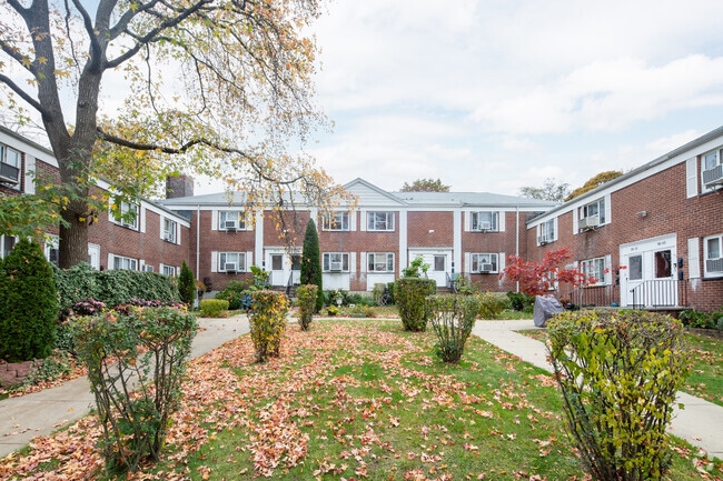 Building Photo - Alley Pond Owners Corporation
