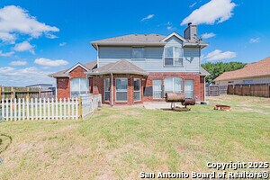 Building Photo - 132 Las Palomas Dr