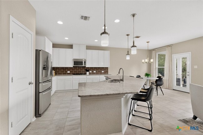 Building Photo - 429 Sheepshank Dr