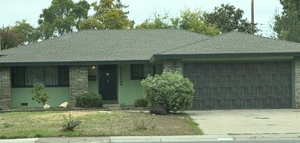 Building Photo - 9172 Thilow Dr