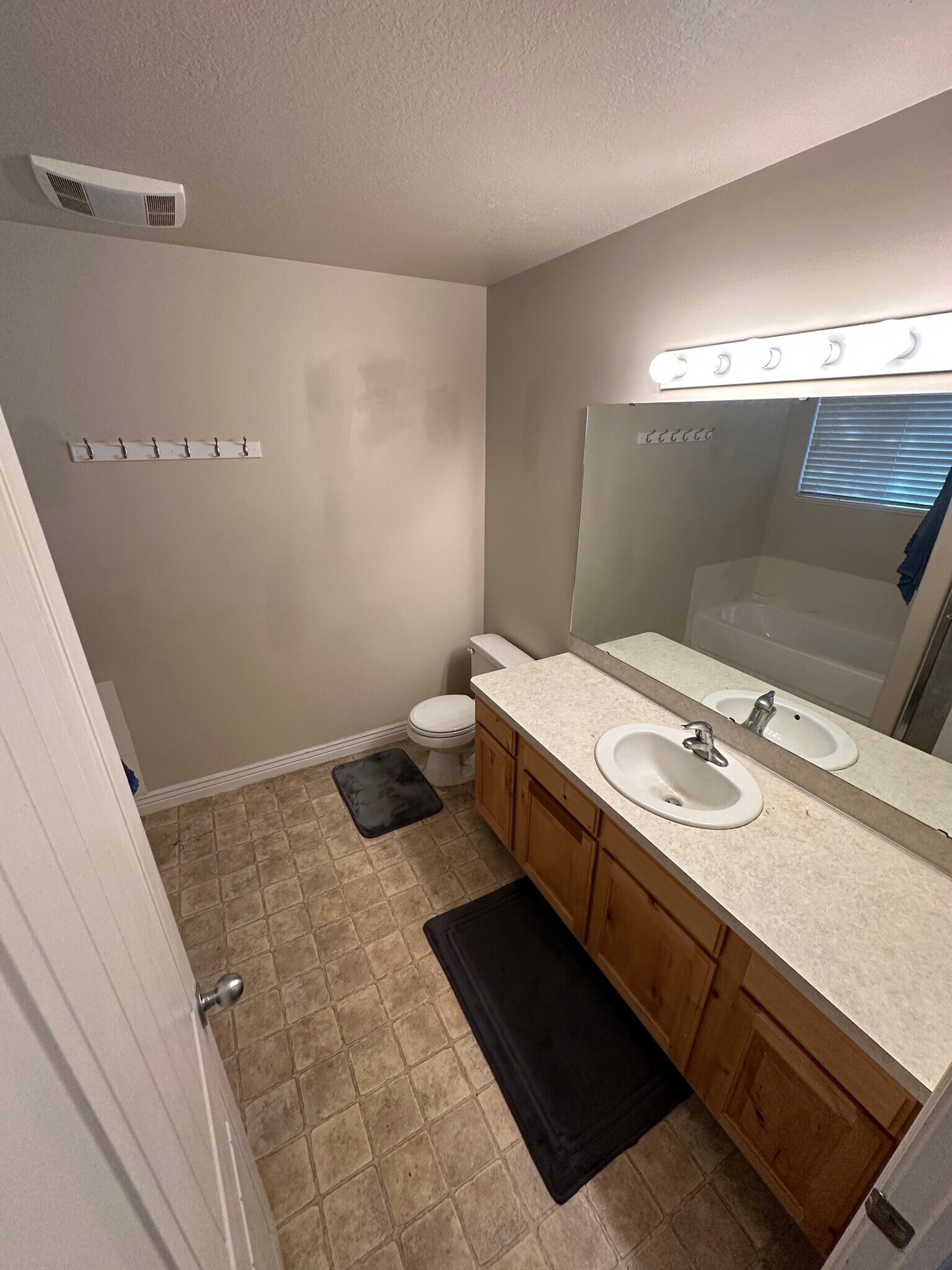 Primary bathroom - 2113 N 550 W