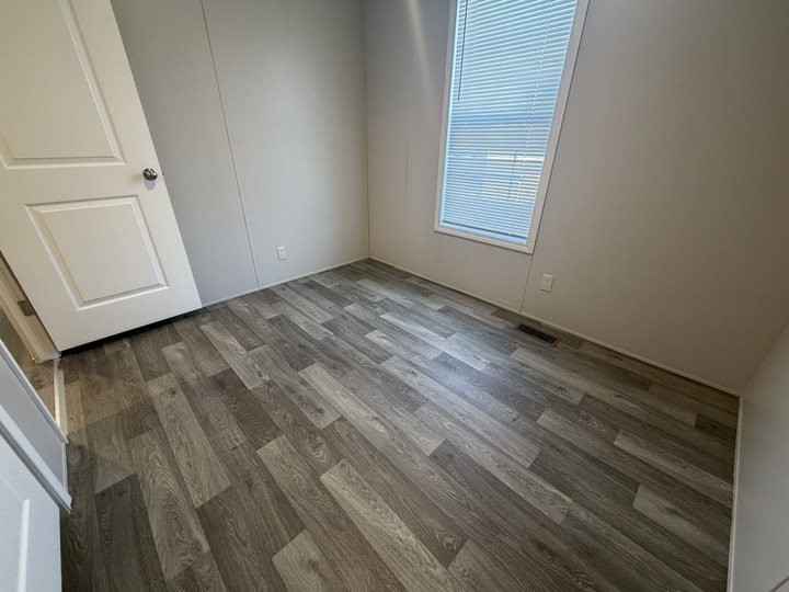 Building Photo - 38124 Ducharme Dr