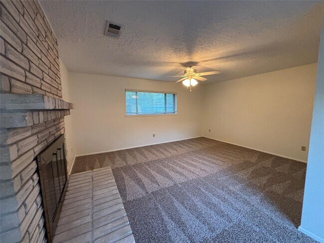 Building Photo - 12614 Campos Dr