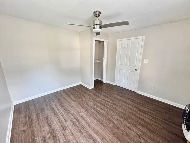 Building Photo - 324 Harrell St