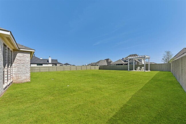 Building Photo - 253 Rosetta Lp