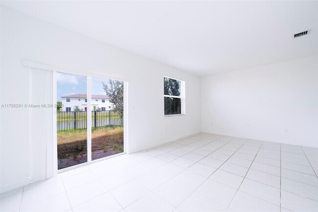 Building Photo - 12661 NW 23rd Pl