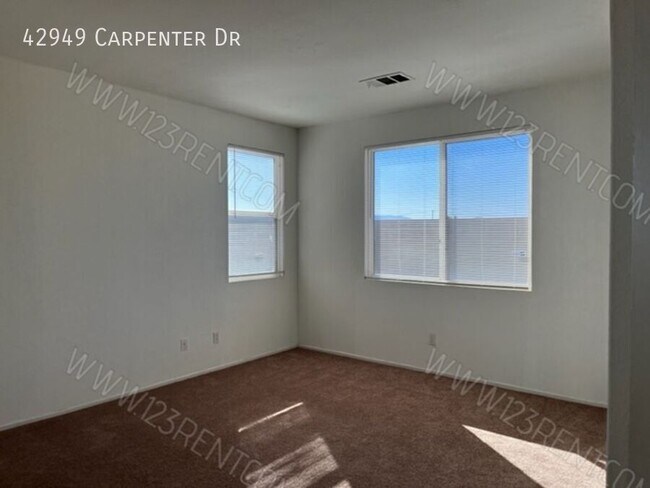 Building Photo - 42949 Carpenter Dr