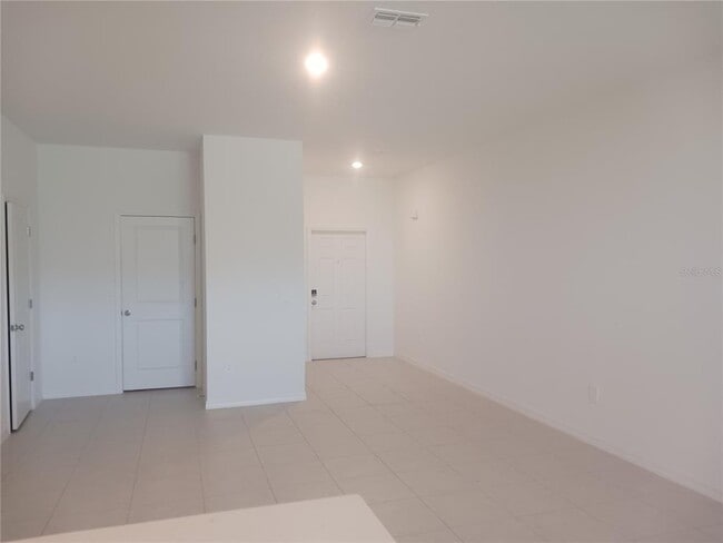 Building Photo - 8607 Tropical Aire Ln